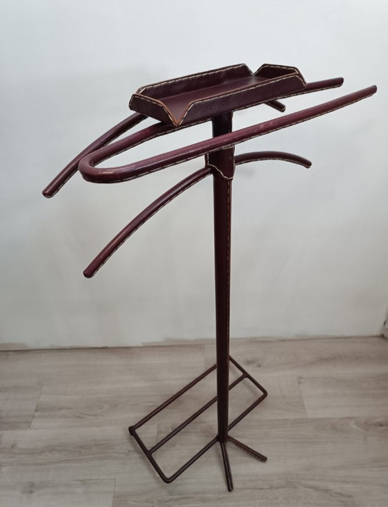 Image 1 of Valet de chambre gainé cuir par Jacques Adnet 1950s