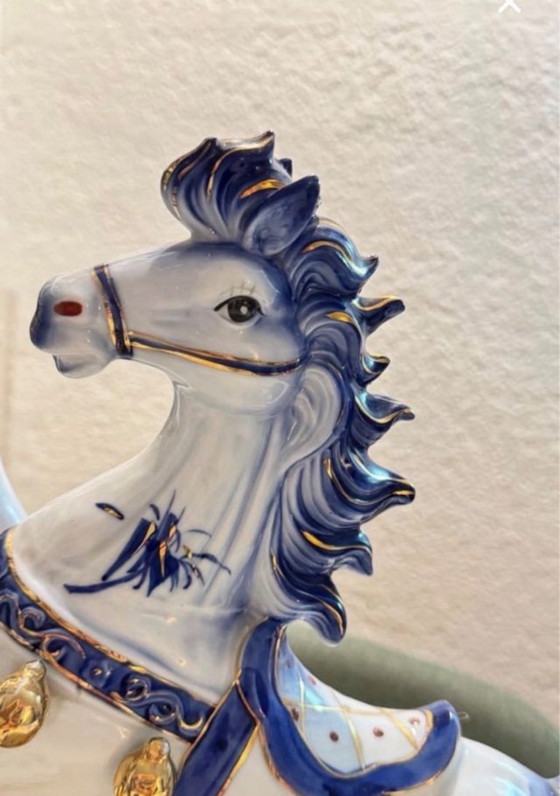 Image 1 of Vintage Chinese porcelain lamp