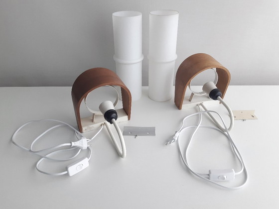 Image 1 of 1 van 2 Louis Kalff wandlampen, NX40 Philips wandlamp, matglazen mcm wandlamp