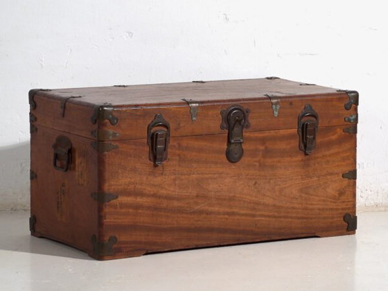 Antique Japanese camphorwood trunk - Meiji Period (c. ) #76 – Storage cabinet, Metal (photo 11 of 40)