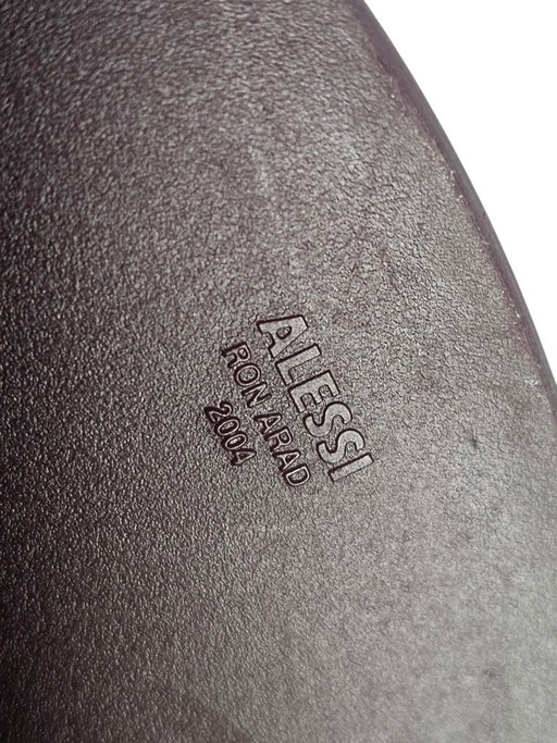 Alessi - design Ron Arad - cantinetta per vini - plastica ABS - 2004