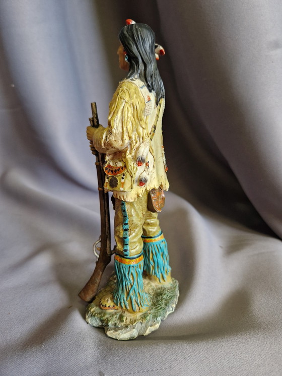 Image 1 of Statue amérindienne 21 cm
