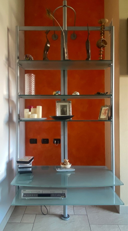 Bibliothèque/meuble TV Porada en aluminium et verre dépoli