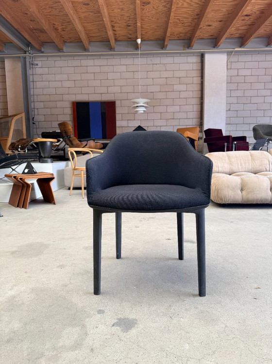 Silla Vitra Softshell negra (Stock: 4) – Sillas de comedor, Plastic, Textile (photo 7 of 12)
