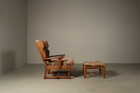 Brutalist oak lounge armchair and ottoman in original goat hide, 1960s – Wood (photo 4 of 15)