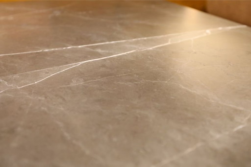 Menü-Sockel, niedriges Couchtisch-Kunstwerk. 7000960