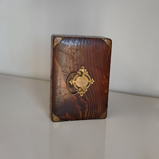 ANTIQUE WOODEN BOX - ART DECO