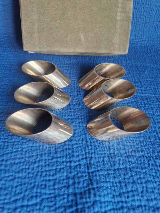 Brass napkin holder from the 1970s and 1980s, made in Italy.