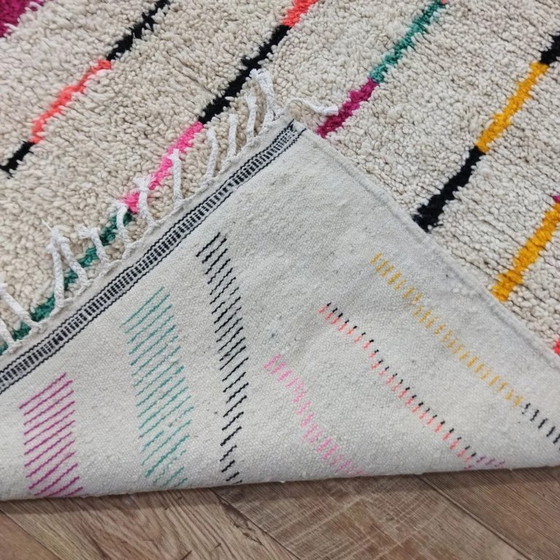 Image 1 of Azilal Teppich XXL Naturwolle – Bunte Linien Handgefertigt (330×240 cm)
