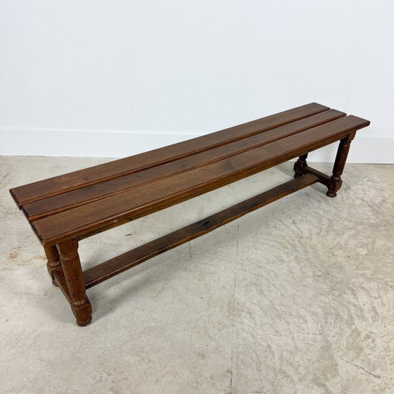 Dos bancos de madera, marrones, Marrón, Vintage (foto 4 de 14)