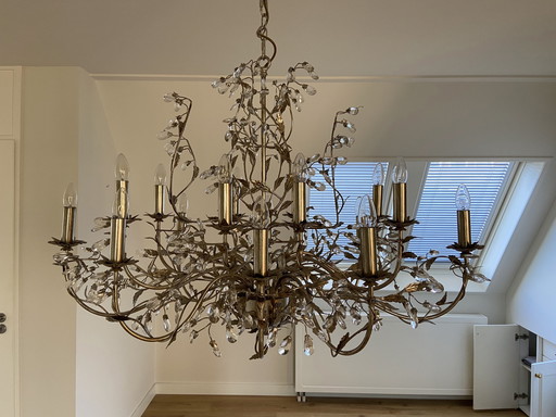 Chandelier with 16 fittings (E14) + LED lights