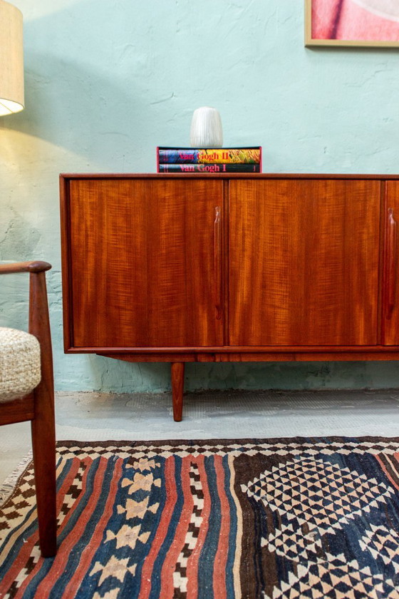 Image 1 of Vintage teakhouten dressoir, ladekast, laag dressoir, Riestenpatt, midden 20e eeuw