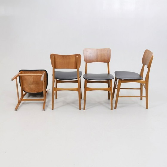 Image 1 of Set di 2 sedie vintage scandinave in teak e similpelle nera, prodotte da Kofod-Larsen, Danimarca, anni '60.