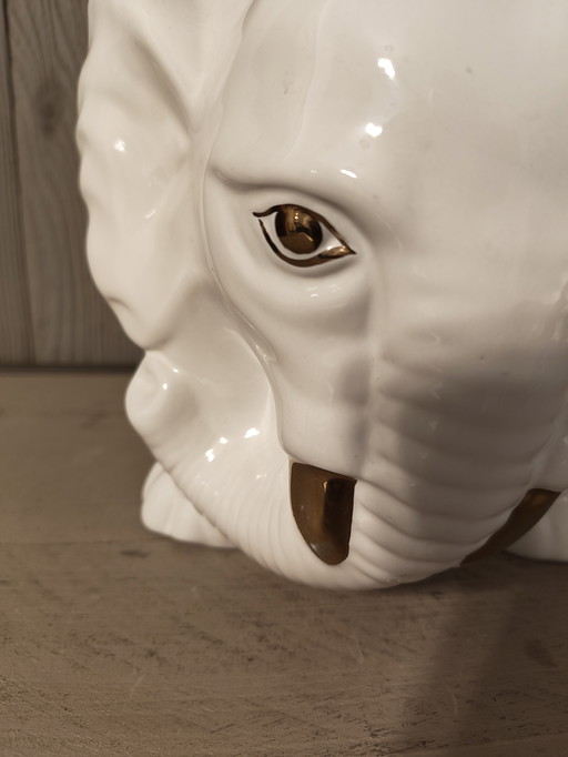Pot de fleurs éléphant en porcelaine vintage des années 1970