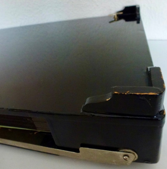 Image 1 of Álbum de fotografías con caja de música - Asia - 1940-1950.