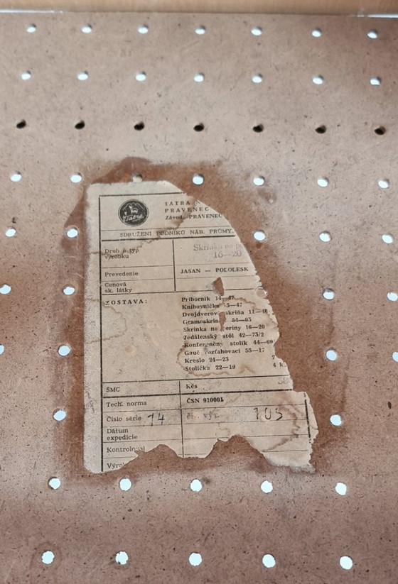 Image 1 of Vintage commode van essenhout, jaren 70