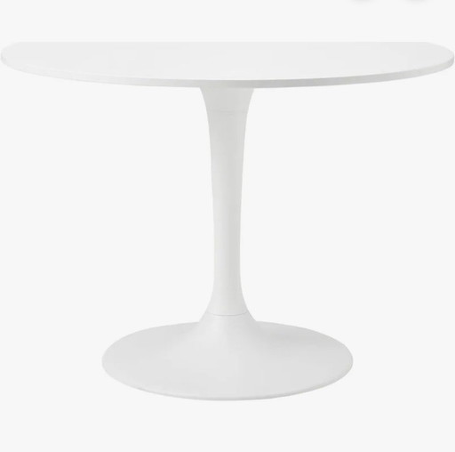IKEA Docksta witte ronde tafel met tulpvoet