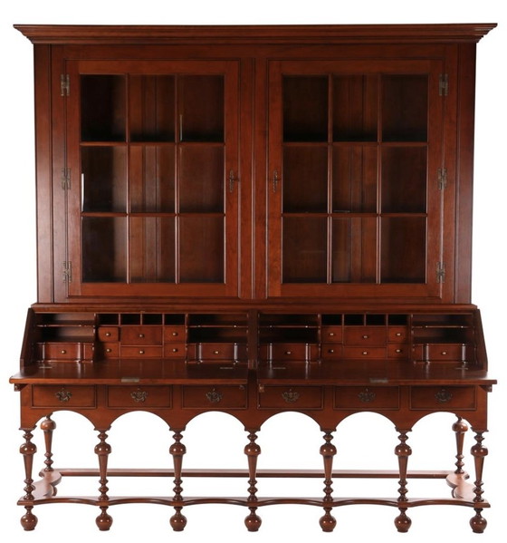 Image 1 of Vetrina classica inglese, libreria, secretaire alta 232 cm, larga 222 cm, profonda 62 cm.
