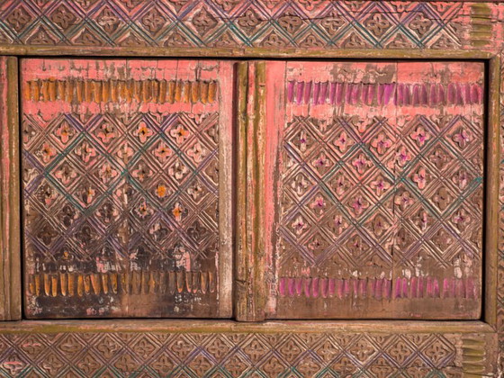 Antique low carved sideboard in fir wood – China, circa 1930 – Iron (photo 32 of 40)