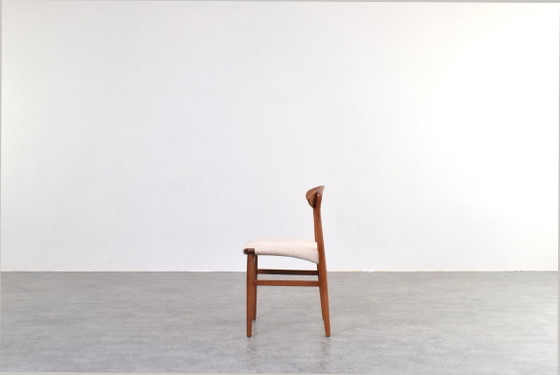 Mid-Century Danish Teak Dining Chairs by Ejner Larsen & Aksel Bender Madsen, 1960s, Set of 4. – Wood, Wool (photo 6 of 12)