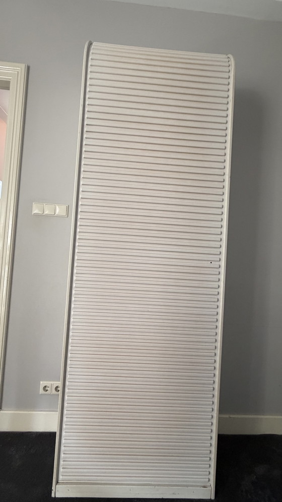 2 White Pastoe Amsterdam Cabinets – Plastic, Wood (photo 4 of 7)
