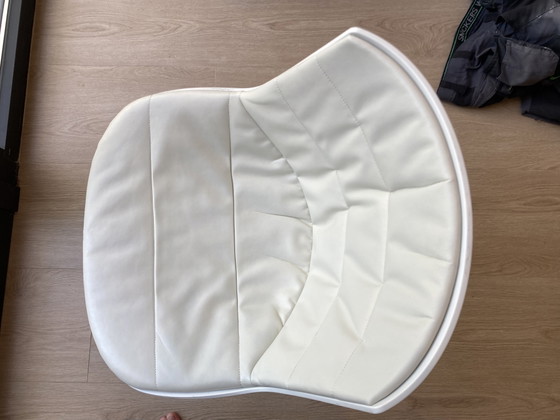 Image 1 of 3 chaises MDF Italia Flow en cuir blanc/beige