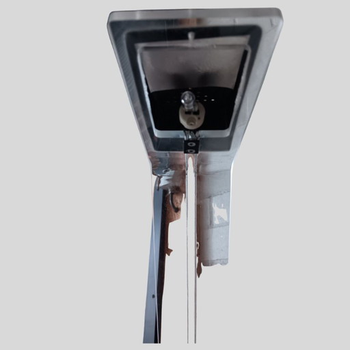 Lámpara de escritorio posmoderna diseñada por Phil Frank