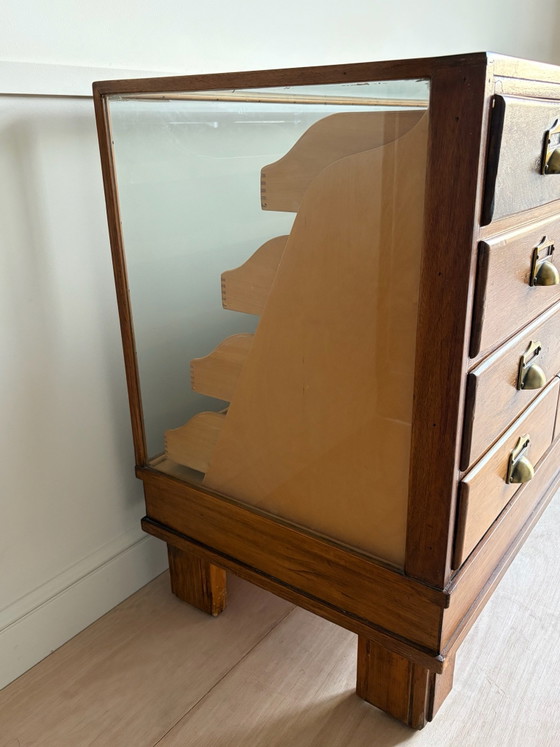 Antique display cabinet/counter – Glass, Wood (photo 3 of 7)