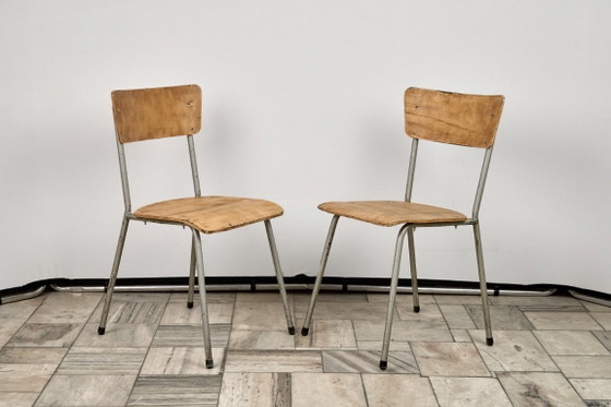 Set van 4 vintage stoelen, jaren 60, Tsjechoslowakije – Eetkamerstoelen, Wood (photo 6 of 19)