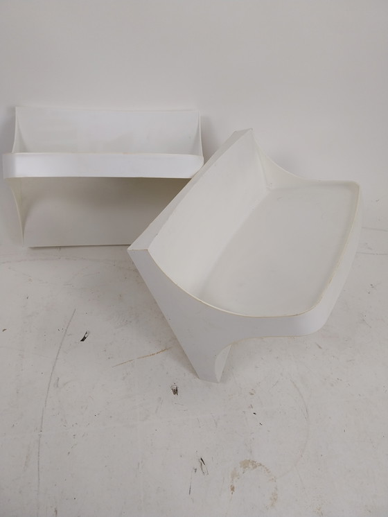 Image 1 of 2 mensole da parete in plastica bianca degli anni '70 provenienti dall'ex Cecoslovacchia