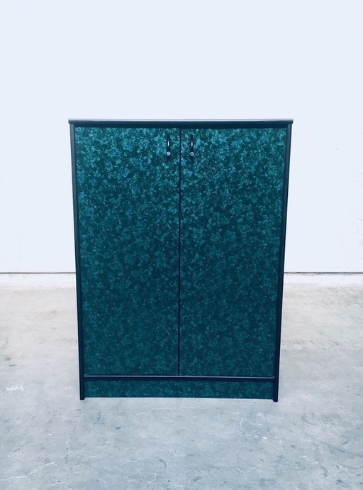 Commode haute style Memphis par Gautier, France 1985