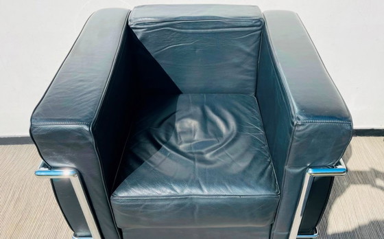 Image 1 of Paar Le Corbusier LC2-stijl fauteuils. Vintage
