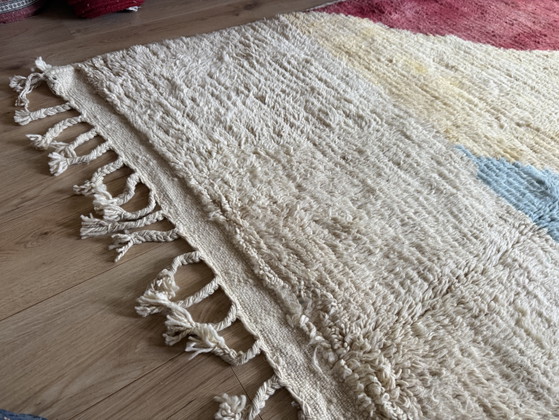 Image 1 of Abstracte Marokkaanse wollen mat 305 × 193 cm – Sculpturaal ontwerp