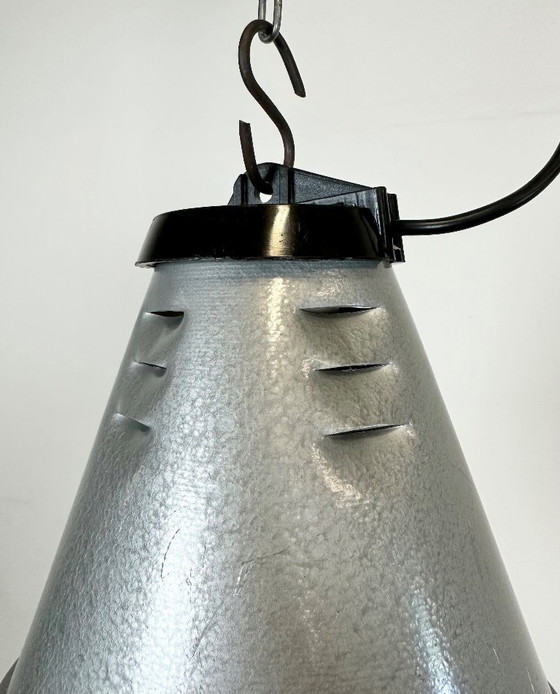 Image 1 of Graue industrielle Aluminium-Käfig-Pendelleuchte, 1970er Jahre