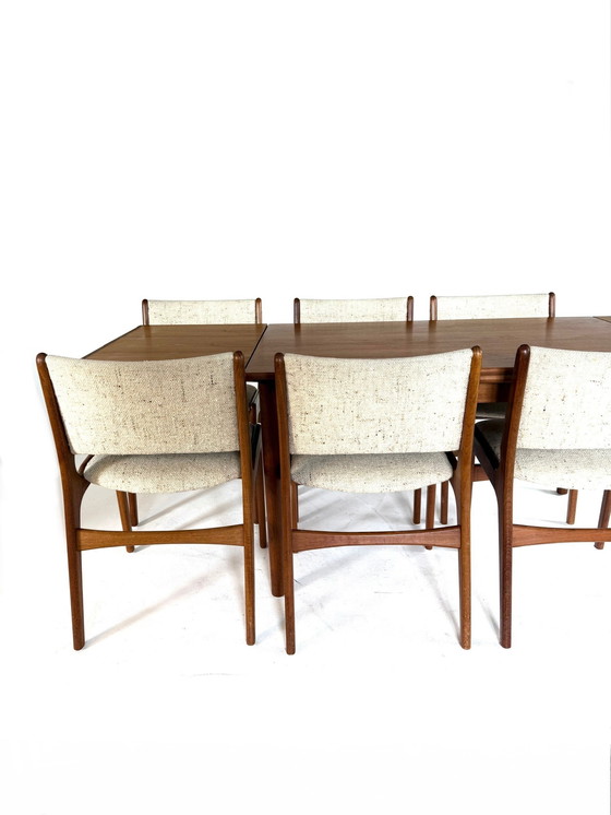 Image 1 of Vintage extendable Danish dining table '60s