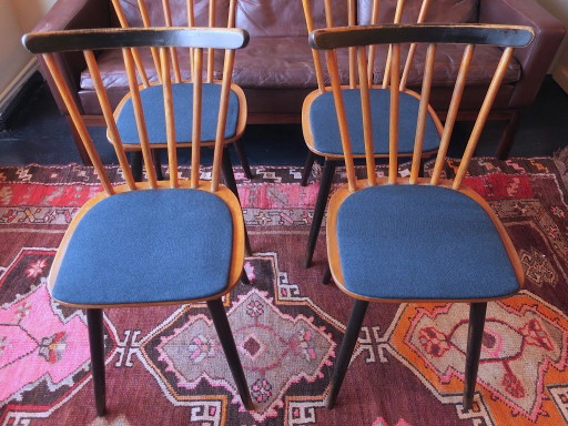 Ensemble de 4 chaises de salle à manger de style Mid-Century avec housses d'assise bleu marine, années 1960