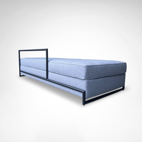 Day Bed by Eileen Gray in Black Metal and Kvadrat Wool Fabric for Classicon – Chaise longue (photo 7 of 11)