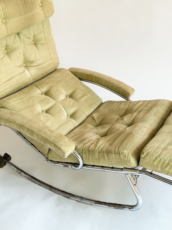 Image 1 of Vintage 1970s recliner with distinctive tubular steel construction