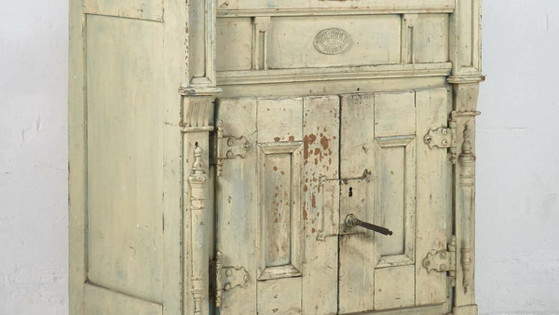 Solid Wood Antique Refrigerator (Budapest, c.1900) – Storage cabinet, Aluminium, Iron, Rustic (photo 3 of 9)