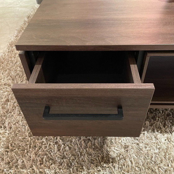 Scuro 2 la 3 offene Fächer Dunkelmandel Dekor – Pronto Wonen, Couchtische, Wood (photo 3 of 3)