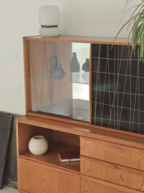 High buffet / Sideboard U 372 / 386 by B Landsman and H Nepozytek 60 – Jitona, Display cabinets, Wood, Glass (photo 3 of 40)