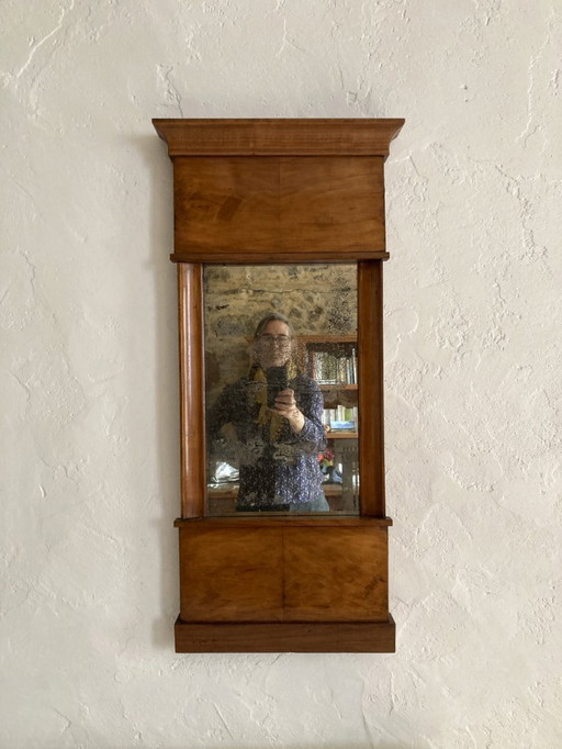 Espejo Biedermeier, hacia 1830