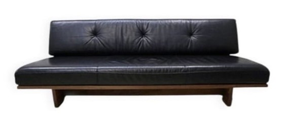 Image 1 of High-end 3-seater leather sofa