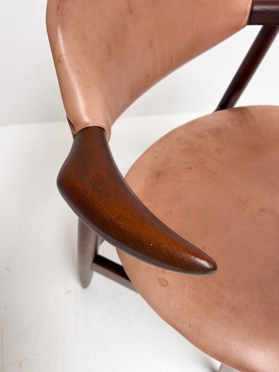 Image 1 of Fauteuil en cuir marron à motif corne de vache, années 1970
