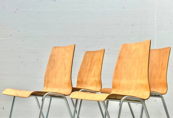 Image 1 of Set van 4 stapelbare stoelen van IGH Herisau, Zwitserland, jaren 70.