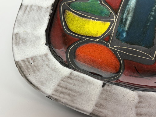 Vintage German Rectangular Enamal Tray with Figurative Wine Bottle and Carafe Motif - Model 342-33. Germany, 1960s. 