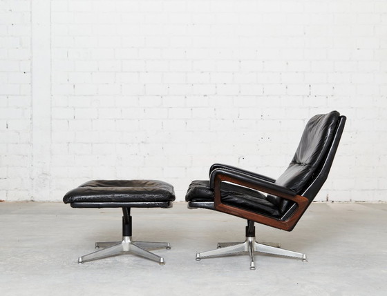 Image 1 of Vintage loungestoel en voetenbank van André Vandenbeuck voor Strässle