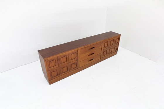 Image 1 of Buffet vintage graphique en bois de teck 1960s