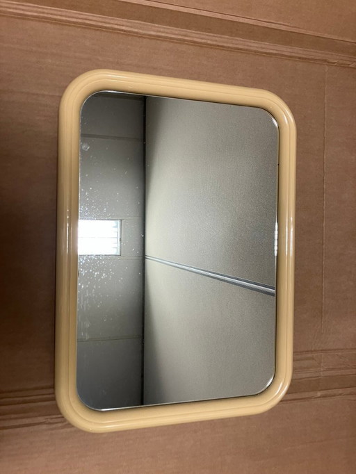 Miroir 70s par Tiger - couleur crème