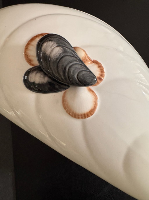 Wunderschöne große Vintage italienische Muschelschale/Terrine mit Deckel. Makellos!